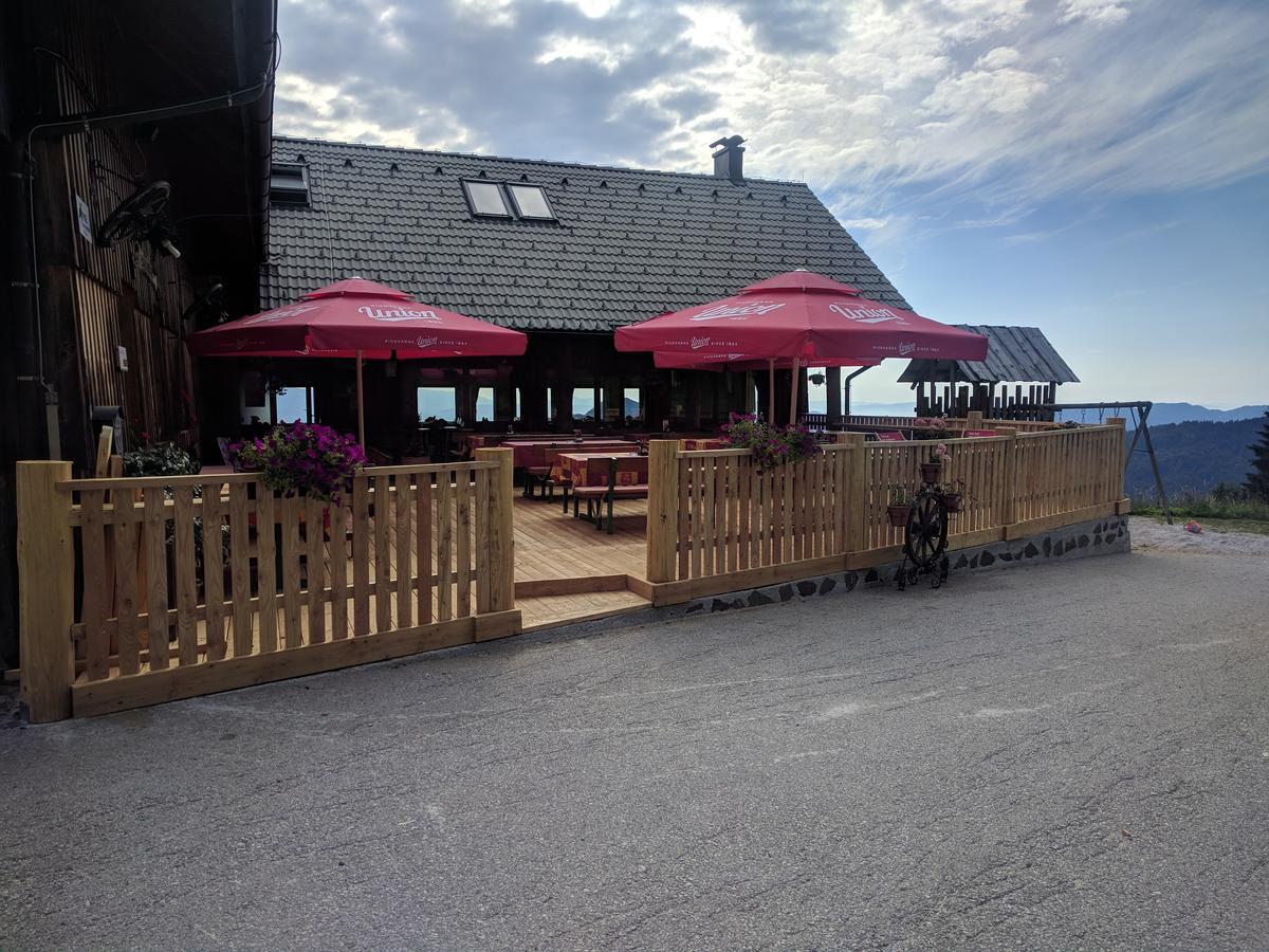 Gostisce In Penzion Stari Vrh Poljane nad Skofjo Loko Exterior photo
