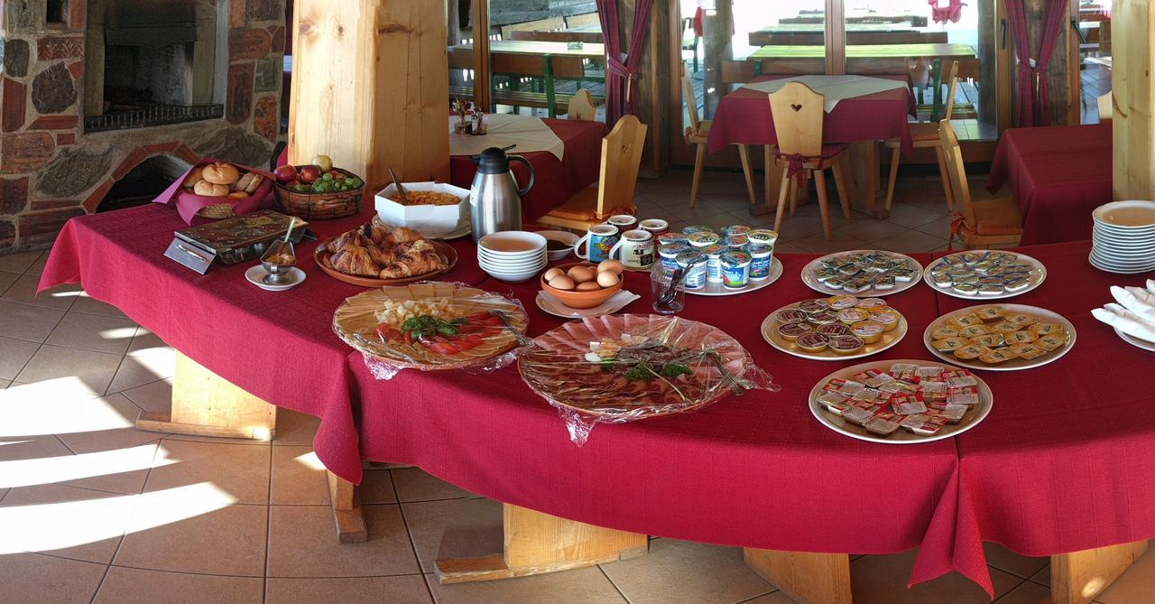 Gostisce In Penzion Stari Vrh Poljane nad Skofjo Loko Exterior photo